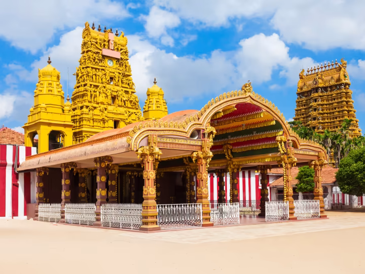 Pilgrim tour: Sigiriya, Anuradhapura and Kandy