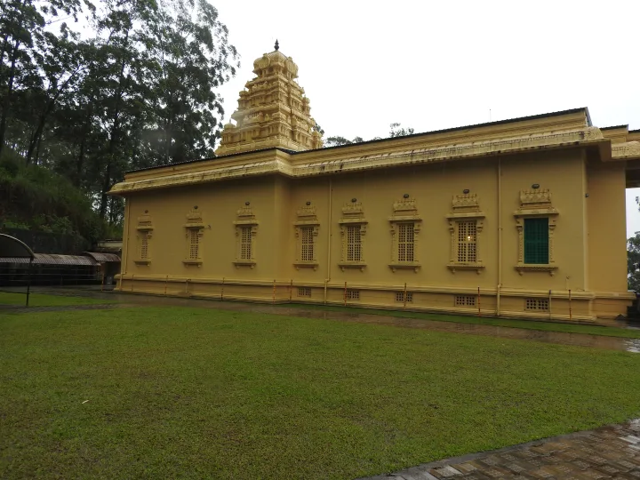 The Ramboda Hanuman Temple in the hills above Nuwara Eliya
